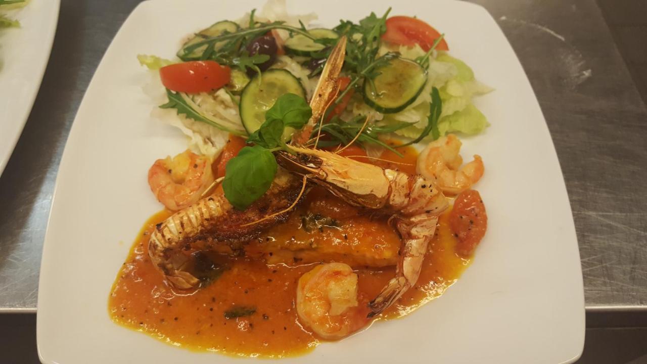 Toscana Restaurant And Bed & Breakfast แพดบอร์ก ภายนอก รูปภาพ